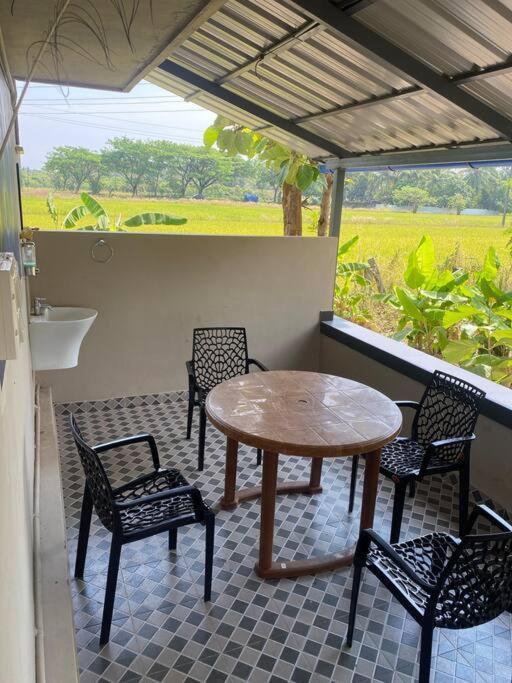 Heal Hive Homestay Palakkad Extérieur photo